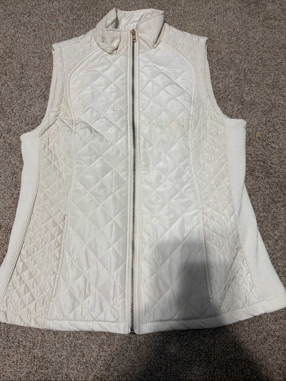 Quilted Ivory Sleeveless Zip Front Vest